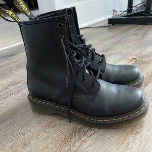 Dr. Martens 1460 Size 7 Black Boots (worn twice)